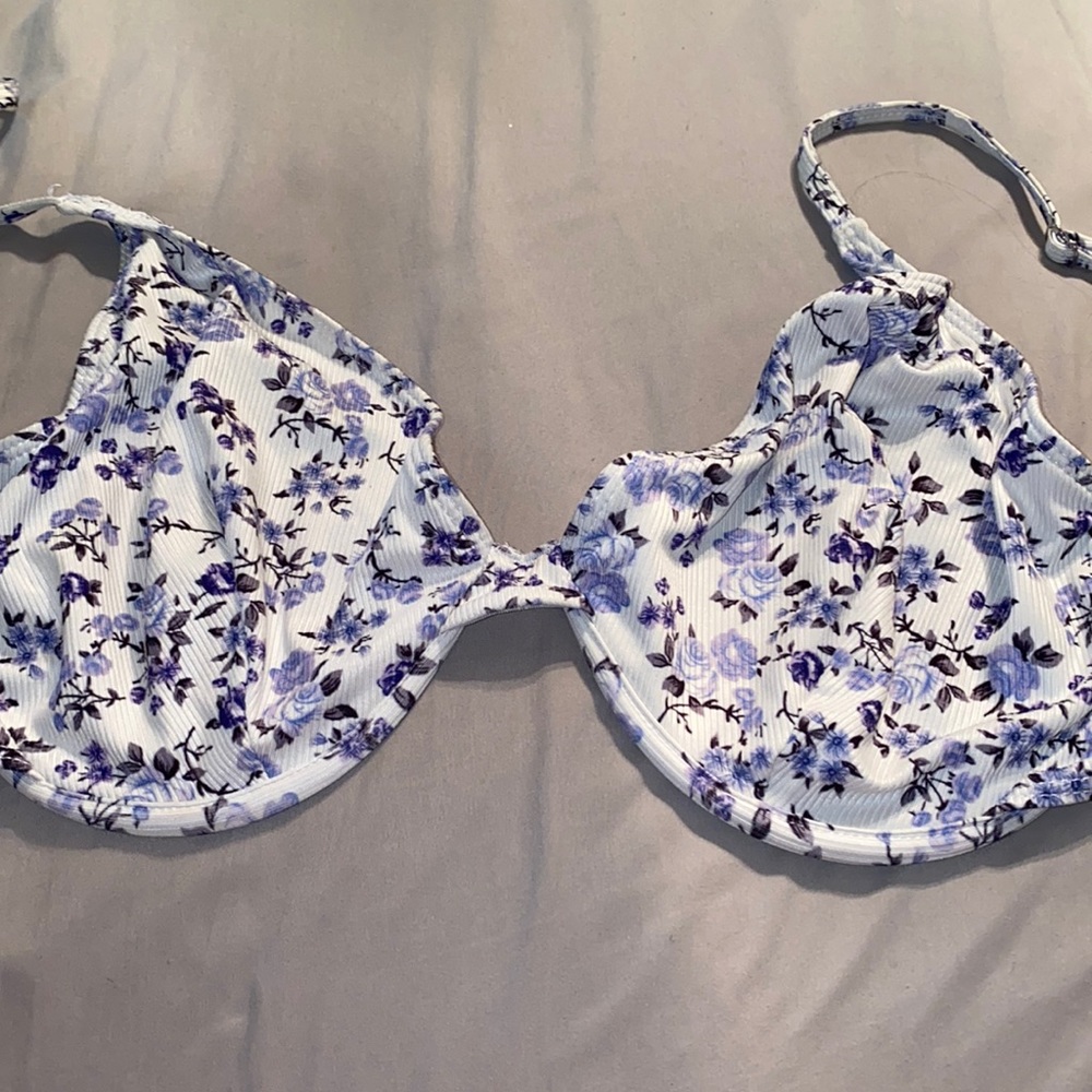 White bikini top with purple flowers